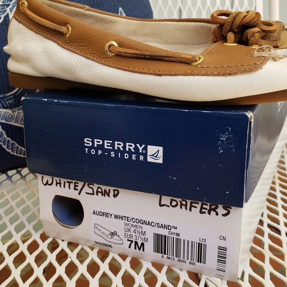 EUC Sperry Audrey Loafers Women's 7M Original Box - Picture 3 of 8